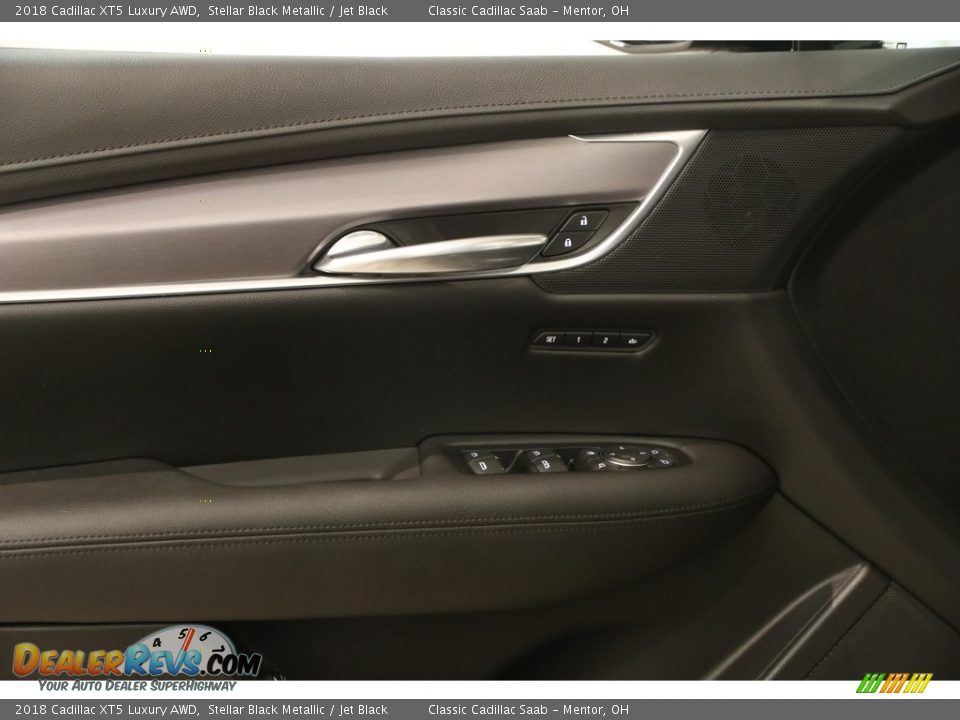 2018 Cadillac XT5 Luxury AWD Stellar Black Metallic / Jet Black Photo #5