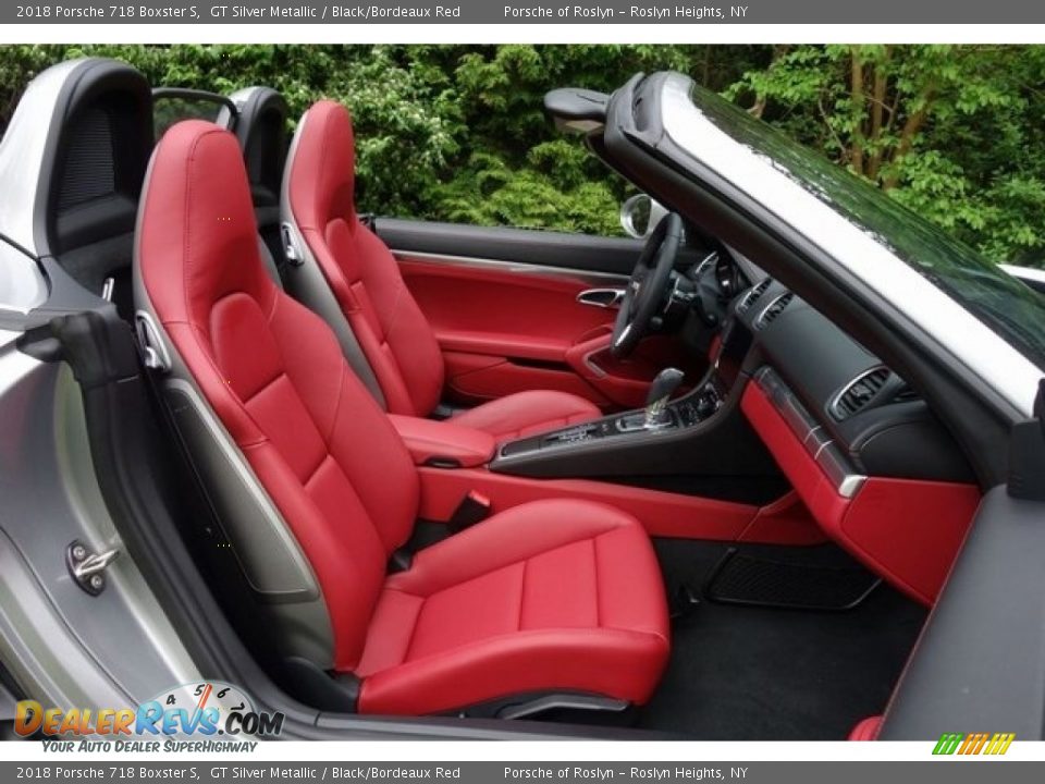 Front Seat of 2018 Porsche 718 Boxster S Photo #18