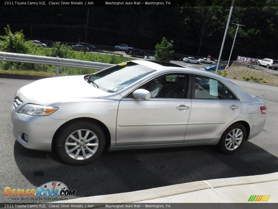 2011 Toyota Camry XLE Classic Silver Metallic / Ash Photo #7