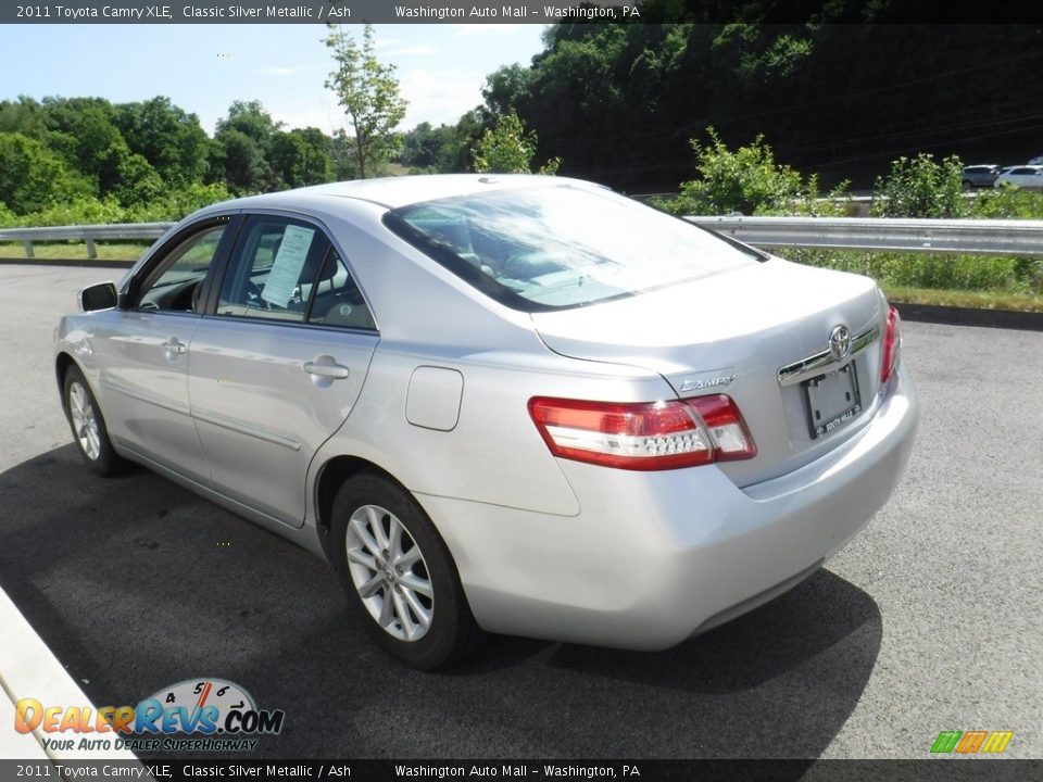 2011 Toyota Camry XLE Classic Silver Metallic / Ash Photo #8