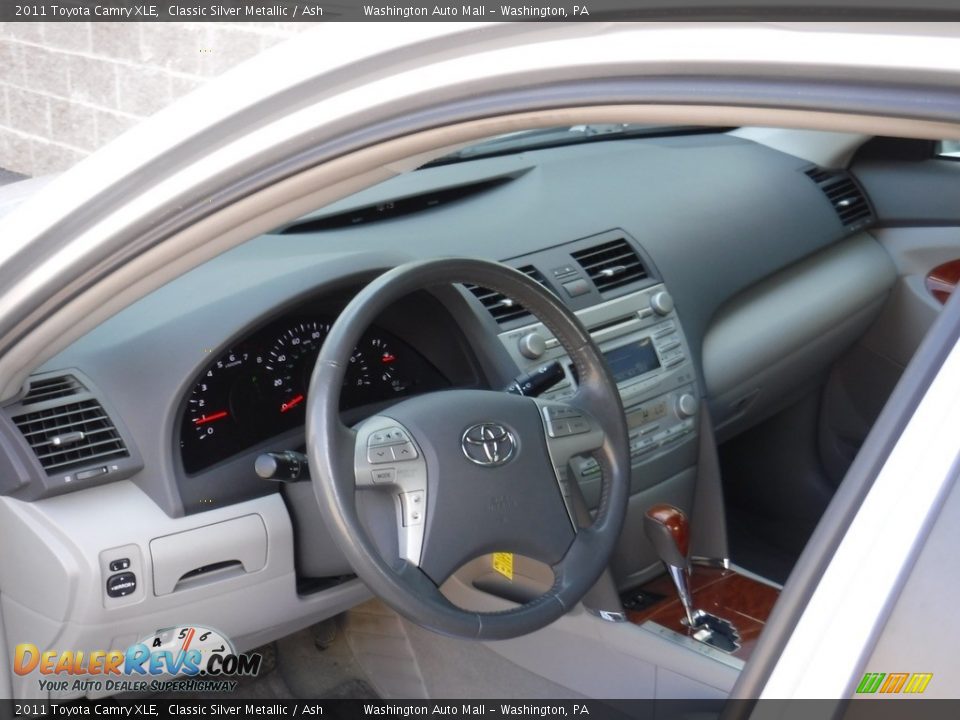 2011 Toyota Camry XLE Classic Silver Metallic / Ash Photo #13