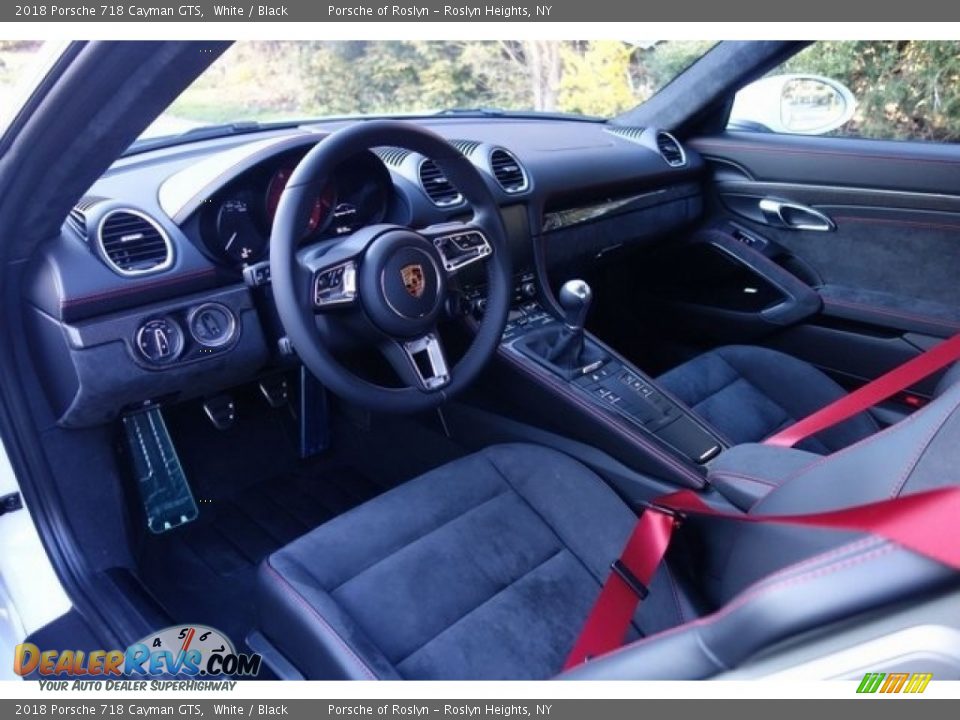 Black Interior - 2018 Porsche 718 Cayman GTS Photo #10