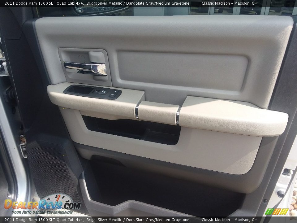 2011 Dodge Ram 1500 SLT Quad Cab 4x4 Bright Silver Metallic / Dark Slate Gray/Medium Graystone Photo #12