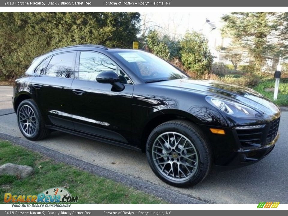 2018 Porsche Macan S Black / Black/Garnet Red Photo #1