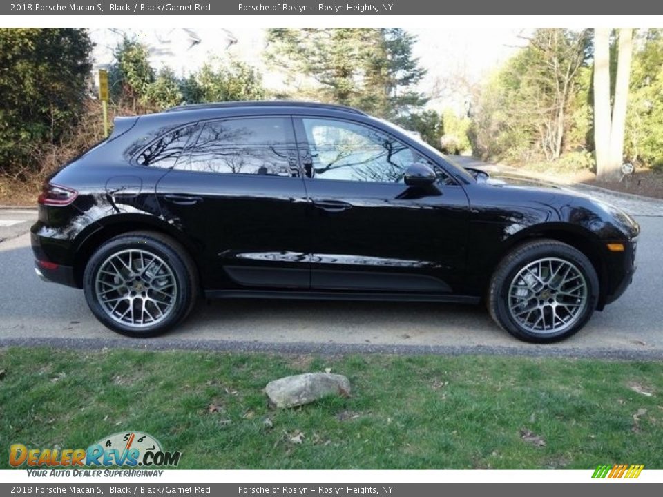 Black 2018 Porsche Macan S Photo #8