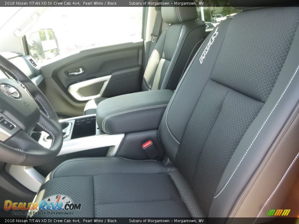 2018 Nissan TITAN XD SV Crew Cab 4x4 Pearl White / Black Photo #15