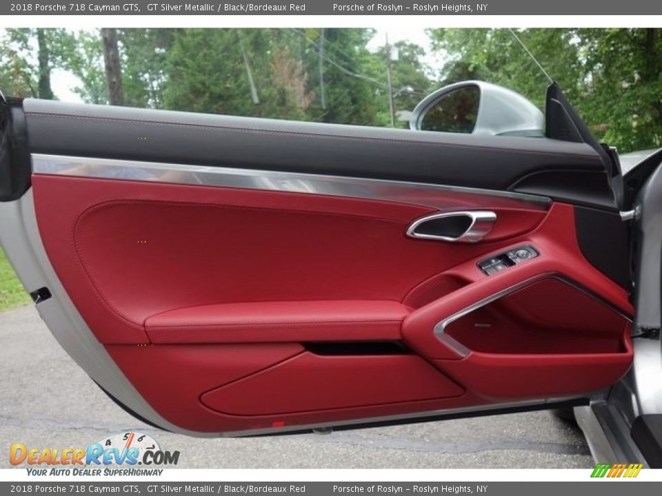 Door Panel of 2018 Porsche 718 Cayman GTS Photo #11