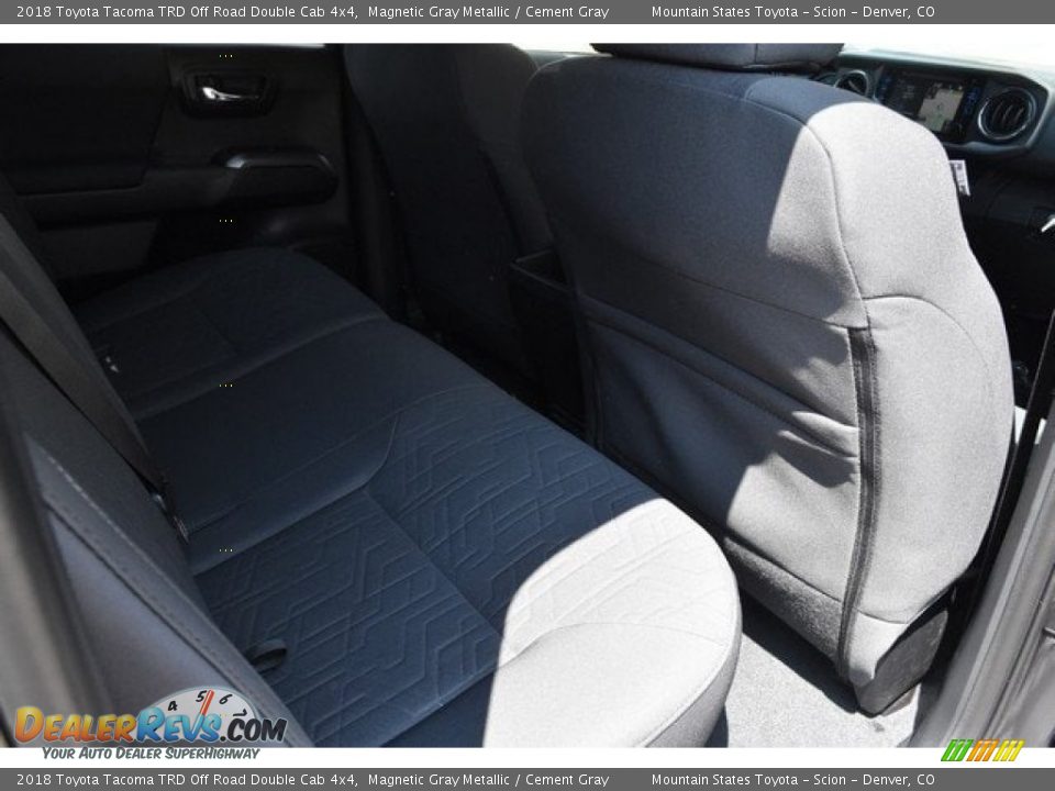 2018 Toyota Tacoma TRD Off Road Double Cab 4x4 Magnetic Gray Metallic / Cement Gray Photo #17