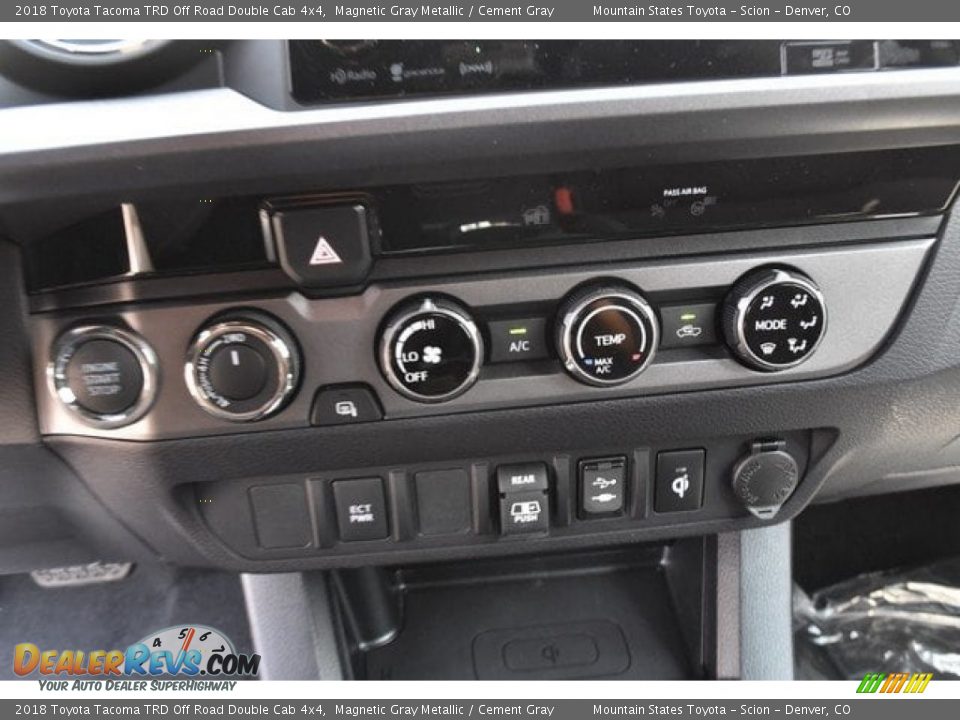 2018 Toyota Tacoma TRD Off Road Double Cab 4x4 Magnetic Gray Metallic / Cement Gray Photo #29