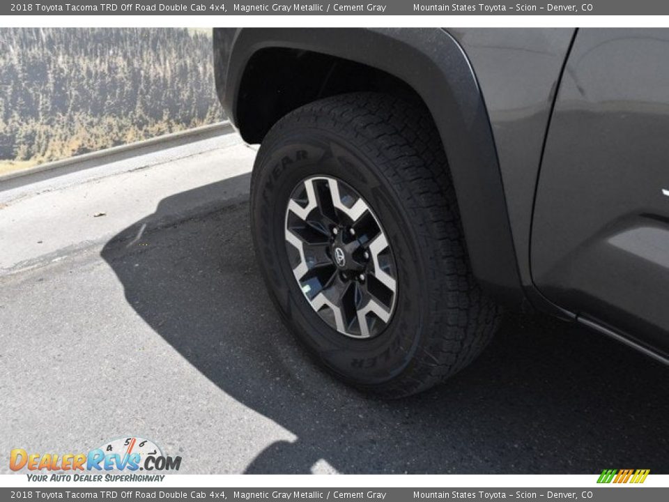 2018 Toyota Tacoma TRD Off Road Double Cab 4x4 Magnetic Gray Metallic / Cement Gray Photo #32