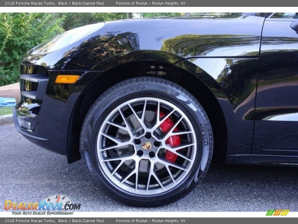 2018 Porsche Macan Turbo Black / Black/Garnet Red Photo #9