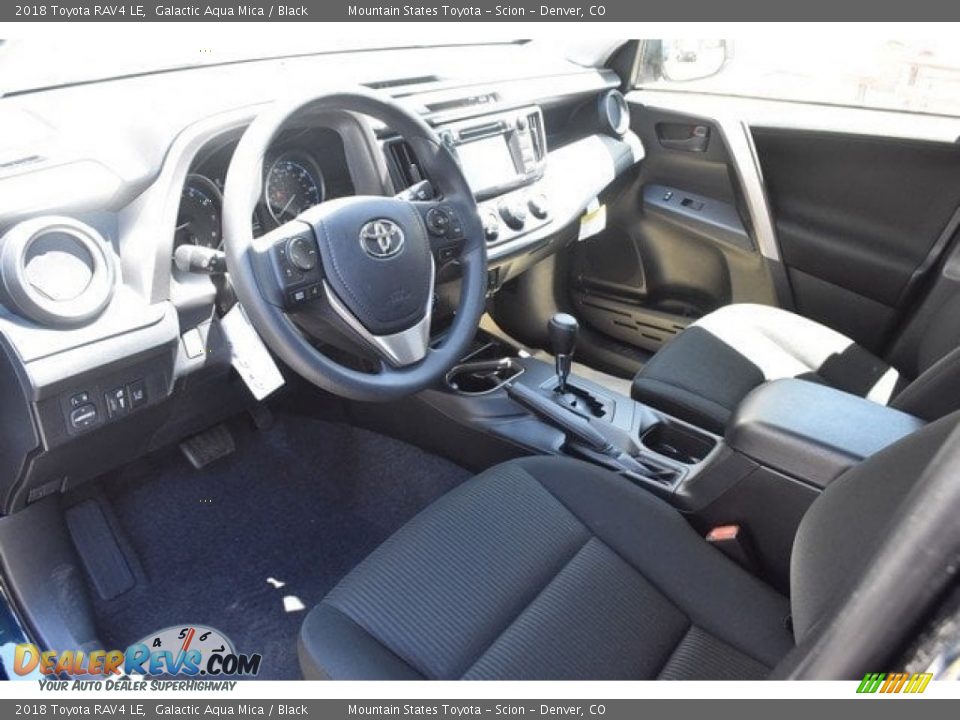 2018 Toyota RAV4 LE Galactic Aqua Mica / Black Photo #5
