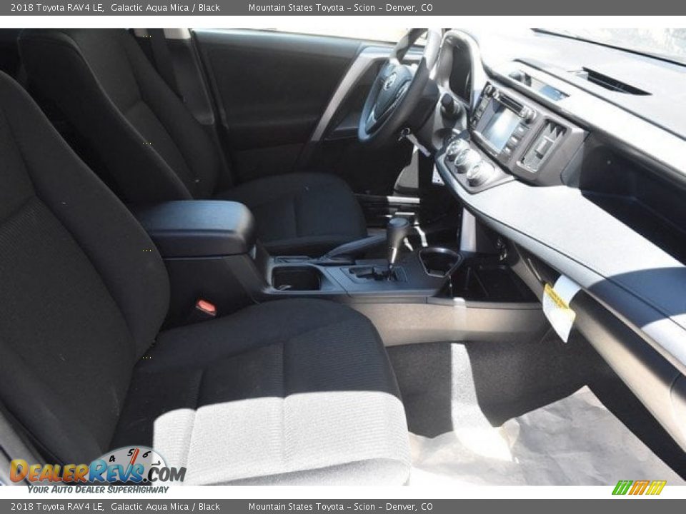 2018 Toyota RAV4 LE Galactic Aqua Mica / Black Photo #11