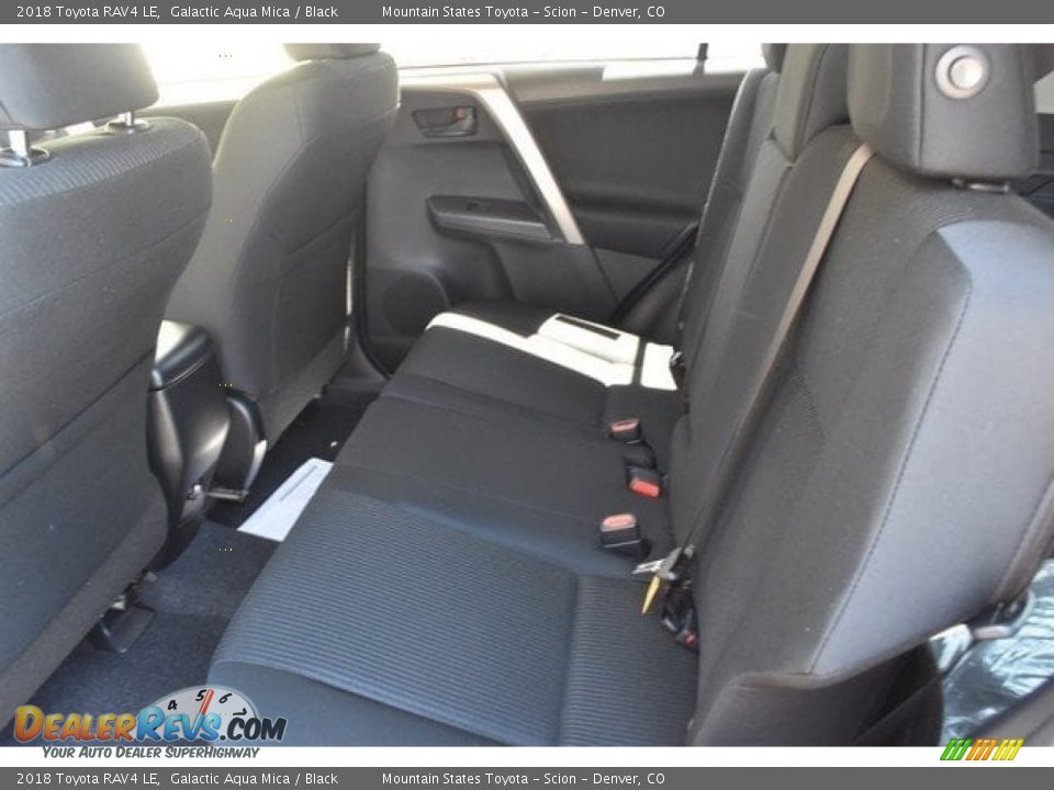 2018 Toyota RAV4 LE Galactic Aqua Mica / Black Photo #14