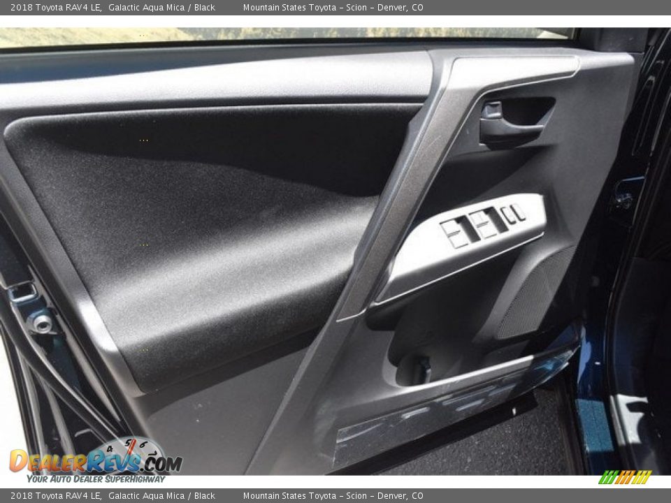 2018 Toyota RAV4 LE Galactic Aqua Mica / Black Photo #19