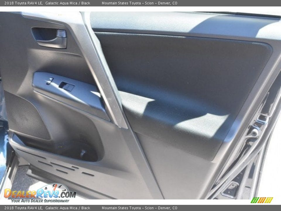 2018 Toyota RAV4 LE Galactic Aqua Mica / Black Photo #21