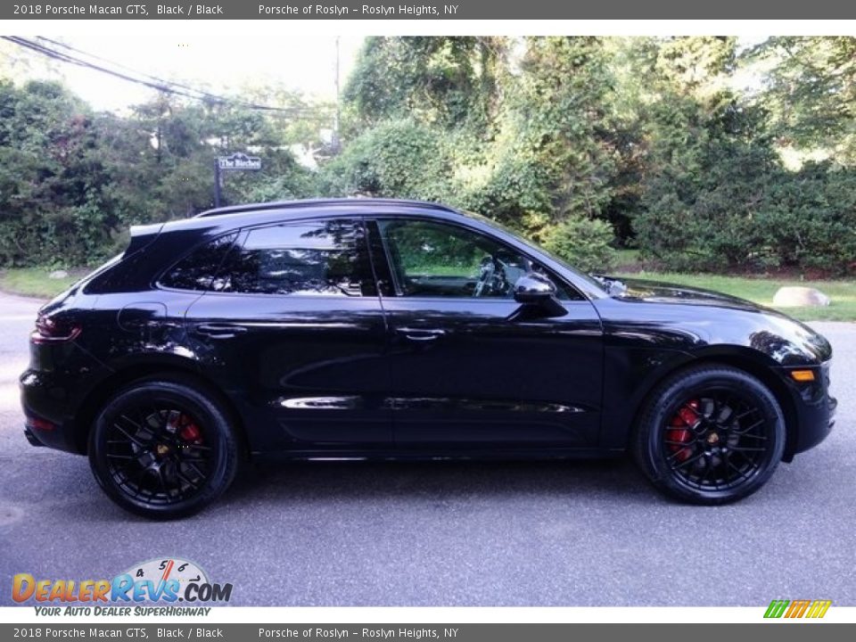 2018 Porsche Macan GTS Black / Black Photo #3