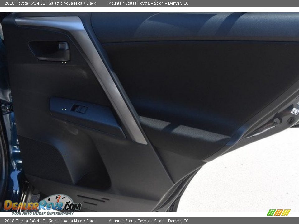 2018 Toyota RAV4 LE Galactic Aqua Mica / Black Photo #22