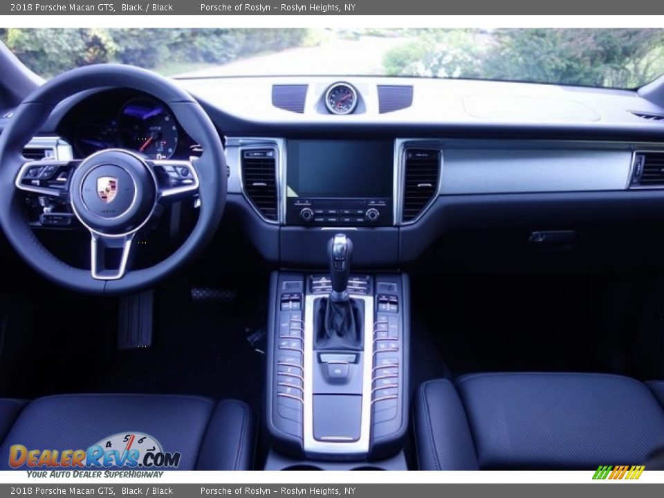 2018 Porsche Macan GTS Black / Black Photo #14