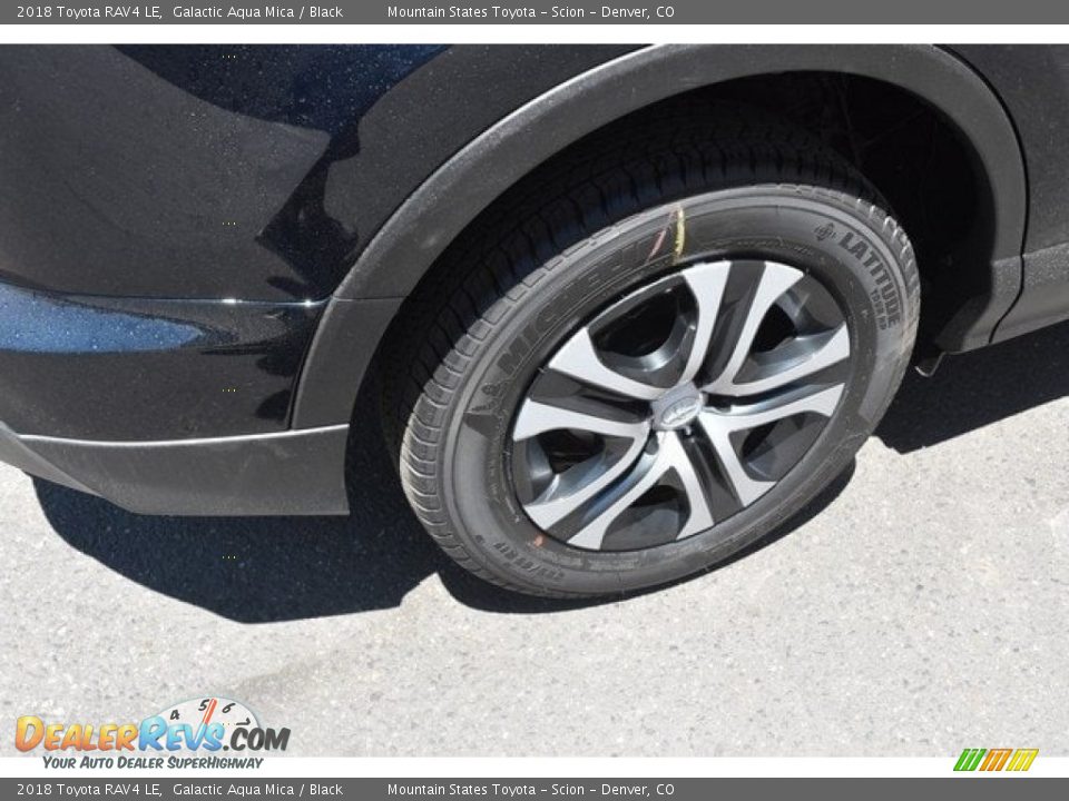 2018 Toyota RAV4 LE Galactic Aqua Mica / Black Photo #34