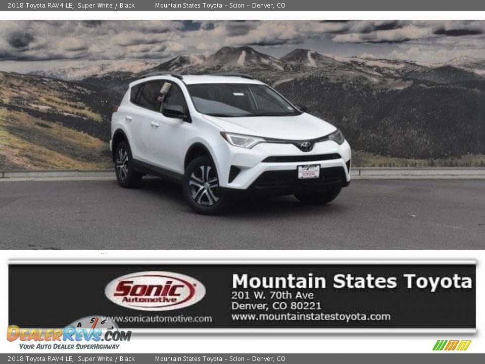 2018 Toyota RAV4 LE Super White / Black Photo #1