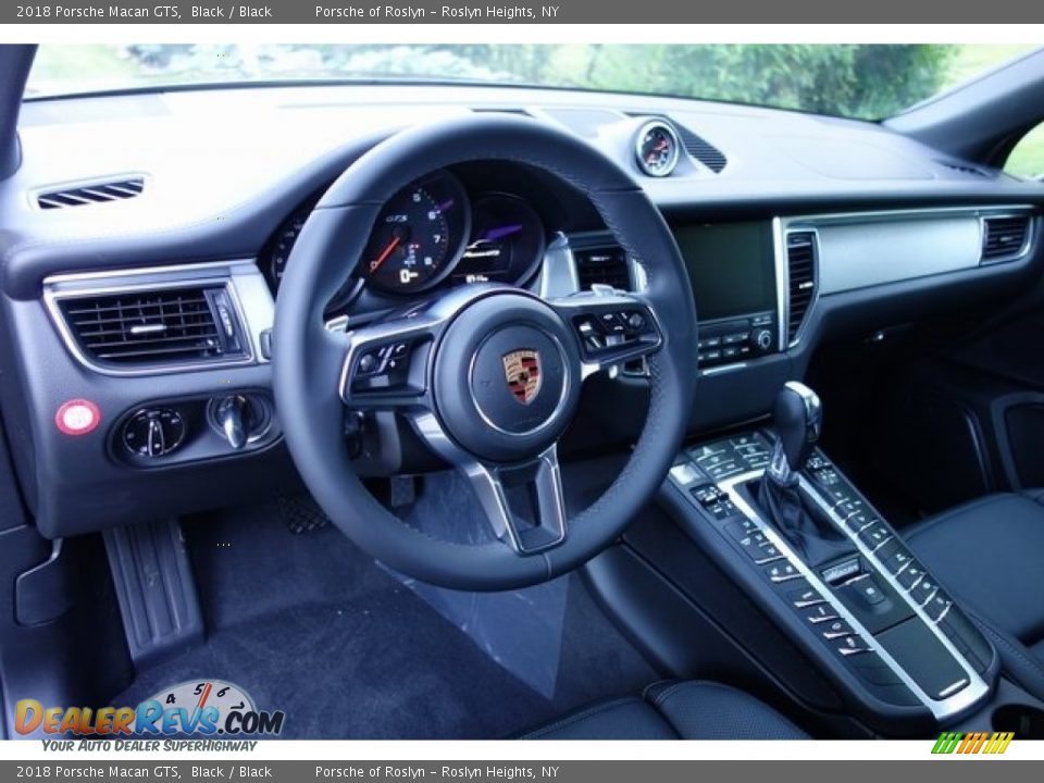 2018 Porsche Macan GTS Black / Black Photo #20