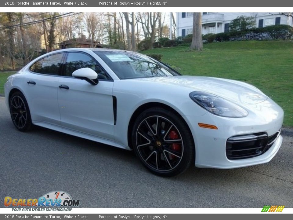 Front 3/4 View of 2018 Porsche Panamera Turbo Photo #1