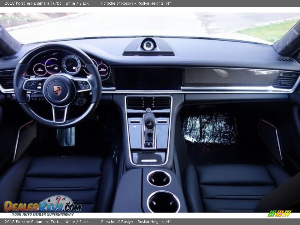 2018 Porsche Panamera Turbo White / Black Photo #17
