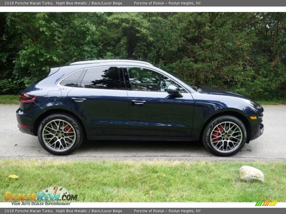 Night Blue Metallic 2018 Porsche Macan Turbo Photo #3