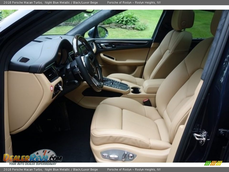 2018 Porsche Macan Turbo Night Blue Metallic / Black/Luxor Beige Photo #12