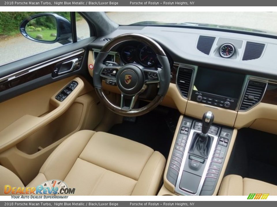 2018 Porsche Macan Turbo Night Blue Metallic / Black/Luxor Beige Photo #13