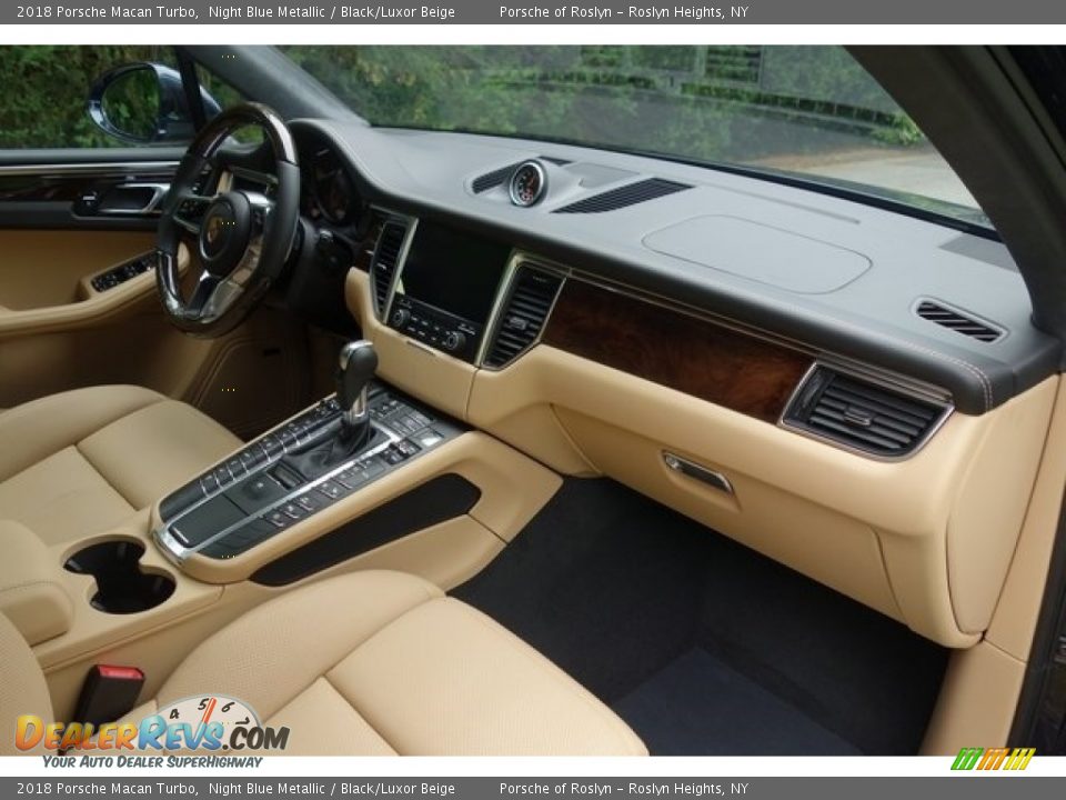 2018 Porsche Macan Turbo Night Blue Metallic / Black/Luxor Beige Photo #18