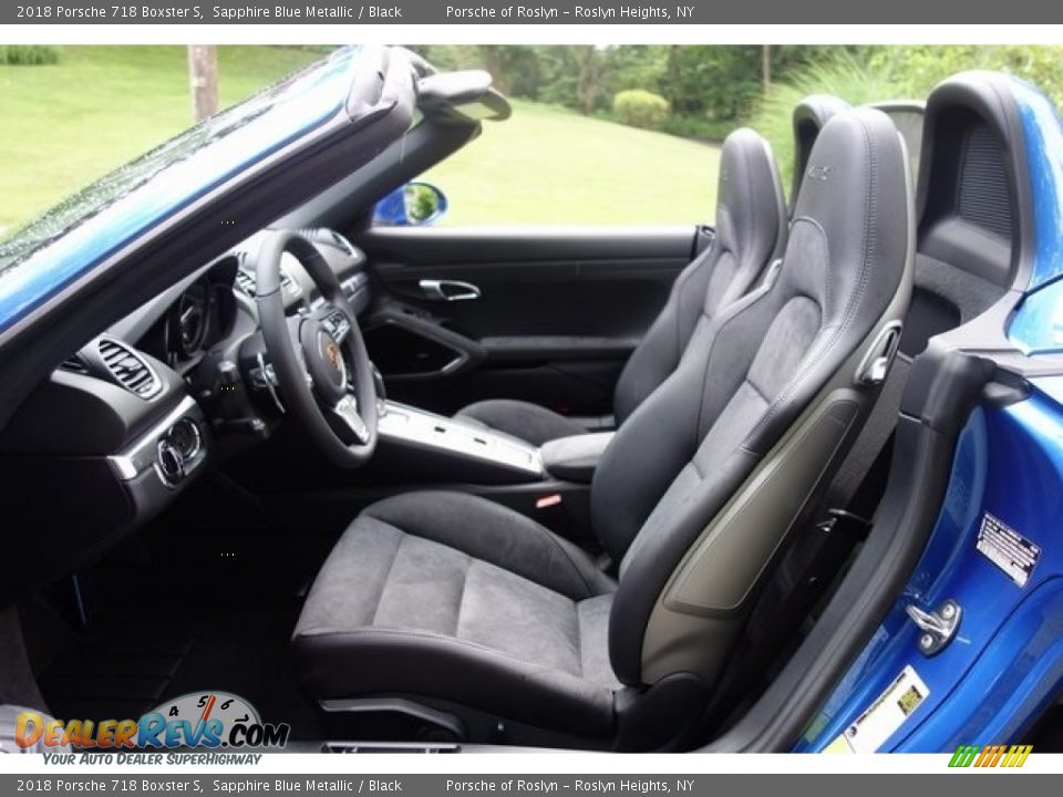 Front Seat of 2018 Porsche 718 Boxster S Photo #18