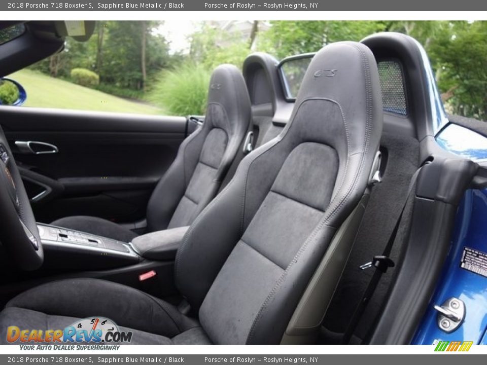 Front Seat of 2018 Porsche 718 Boxster S Photo #19