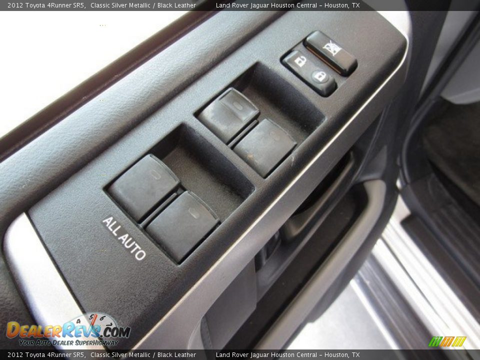 2012 Toyota 4Runner SR5 Classic Silver Metallic / Black Leather Photo #25