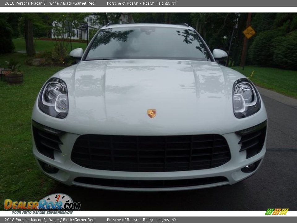2018 Porsche Macan S White / Black/Garnet Red Photo #2
