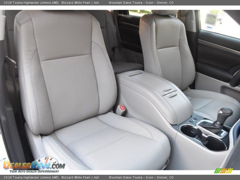 2018 Toyota Highlander Limited AWD Blizzard White Pearl / Ash Photo #13