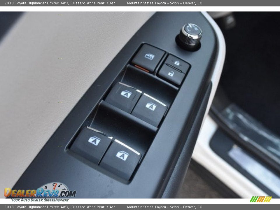 2018 Toyota Highlander Limited AWD Blizzard White Pearl / Ash Photo #27