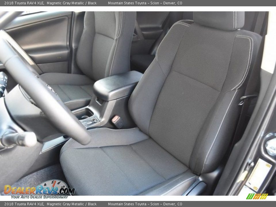 2018 Toyota RAV4 XLE Magnetic Gray Metallic / Black Photo #7