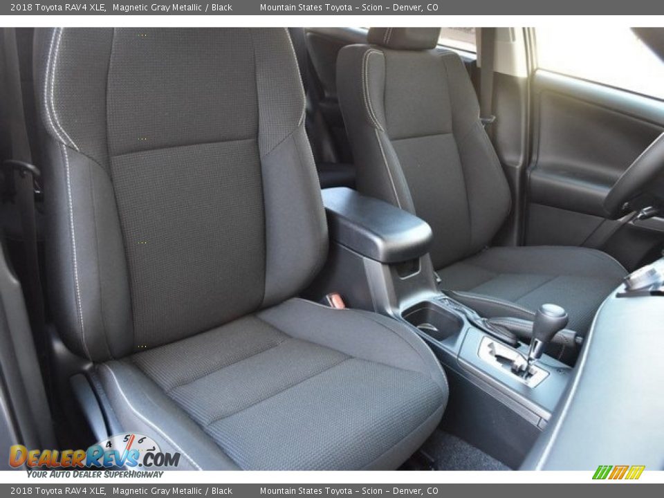 2018 Toyota RAV4 XLE Magnetic Gray Metallic / Black Photo #13