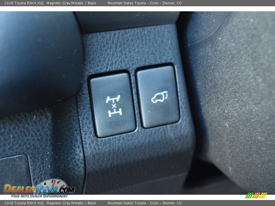 2018 Toyota RAV4 XLE Magnetic Gray Metallic / Black Photo #26