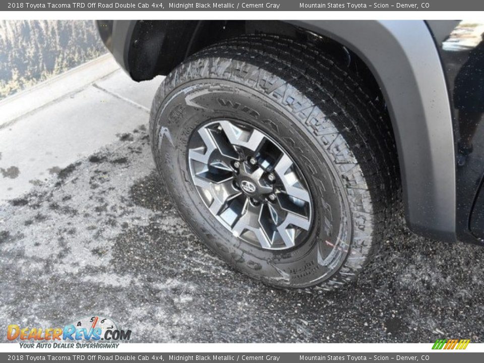 2018 Toyota Tacoma TRD Off Road Double Cab 4x4 Midnight Black Metallic / Cement Gray Photo #32