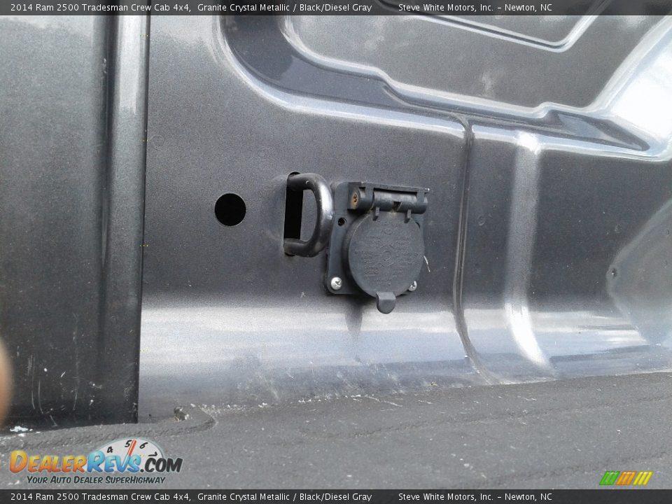2014 Ram 2500 Tradesman Crew Cab 4x4 Granite Crystal Metallic / Black/Diesel Gray Photo #12
