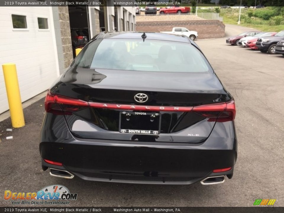 2019 Toyota Avalon XLE Midnight Black Metallic / Black Photo #4