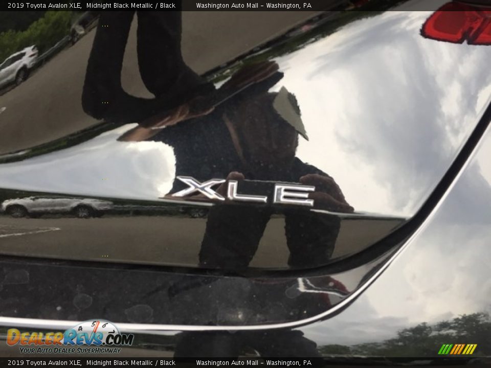 2019 Toyota Avalon XLE Midnight Black Metallic / Black Photo #5
