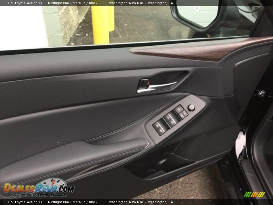 2019 Toyota Avalon XLE Midnight Black Metallic / Black Photo #8