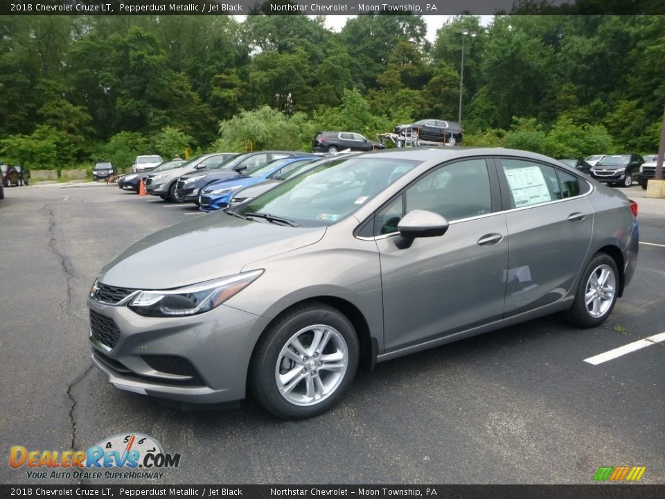 2018 Chevrolet Cruze LT Pepperdust Metallic / Jet Black Photo #1