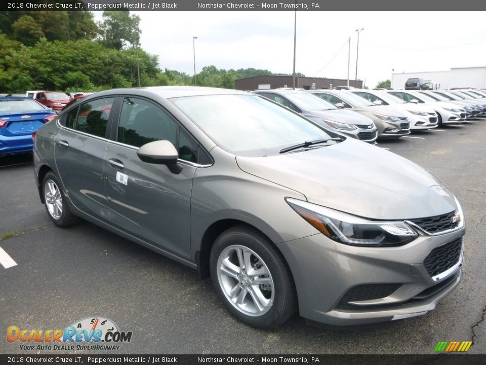 2018 Chevrolet Cruze LT Pepperdust Metallic / Jet Black Photo #7