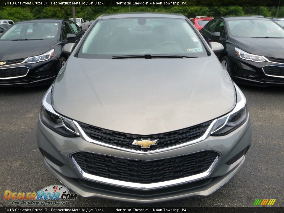 2018 Chevrolet Cruze LT Pepperdust Metallic / Jet Black Photo #8
