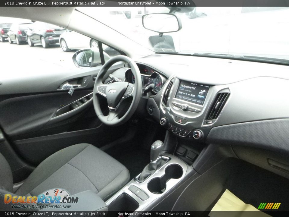 2018 Chevrolet Cruze LT Pepperdust Metallic / Jet Black Photo #11